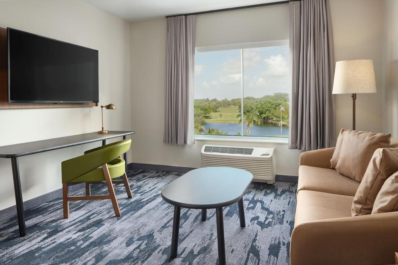 טמרק Fairfield Inn & Suites By Marriott Fort Lauderdale Northwest מראה חיצוני תמונה